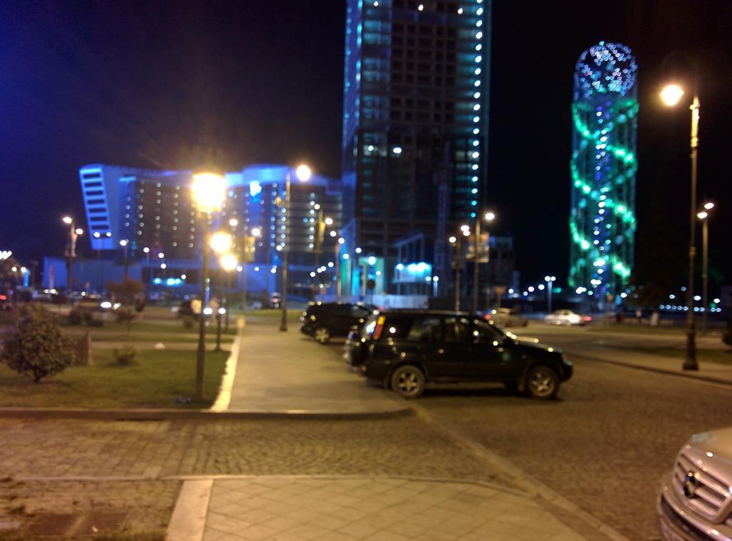 Akhmeteli Apartment Old Batumi Phòng bức ảnh